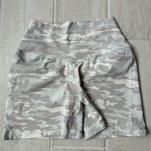 Alphalete high rise camo shorts